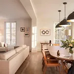 Le Grand Pavillon Chantilly 4* Avilly-Saint-Leonard
