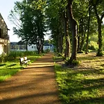 Le Grand Pavillon Chantilly Szálloda 4*