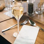 Le Grand Pavillon Chantilly 4* Avilly-Saint-Leonard