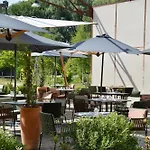 فندق Le Grand Pavillon Chantilly 4*