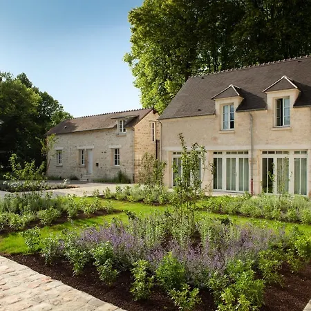 Le Grand Pavillon Chantilly 酒店 4*