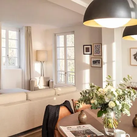 Le Grand Pavillon Chantilly Hotel