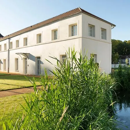 Hotel Le Grand Pavillon Chantilly 4*