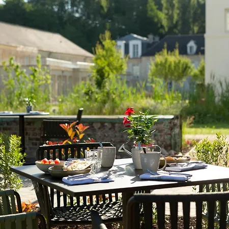 Le Grand Pavillon Chantilly 4* Avilly-Saint-Leonard