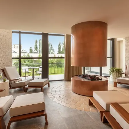 Le Grand Pavillon Chantilly