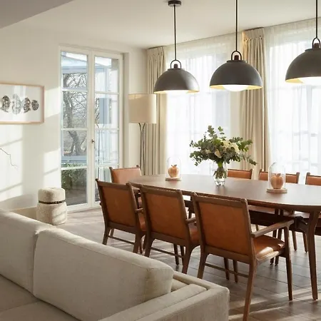 Le Grand Pavillon Chantilly 4* Avilly-Saint-Leonard