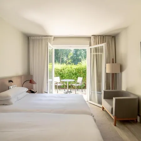 Le Grand Pavillon Chantilly Avilly-Saint-Leonard