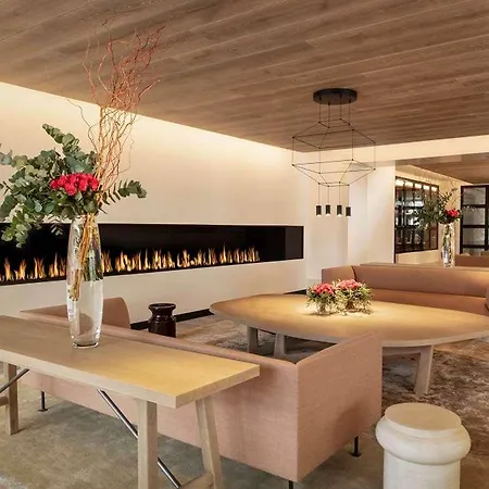 Le Grand Pavillon Chantilly 4* Avilly-Saint-Leonard