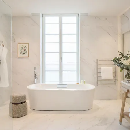 Le Grand Pavillon Chantilly Avilly-Saint-Leonard