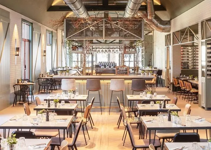 Le Grand Pavillon Chantilly 4* Avilly-Saint-Leonard