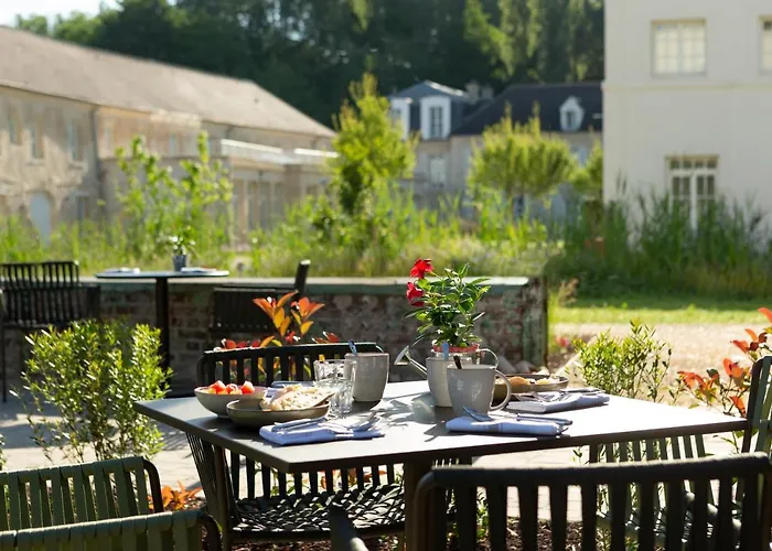 Le Grand Pavillon Chantilly 4* Avilly-Saint-Leonard