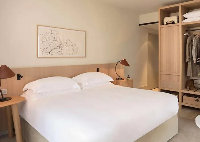 Le Grand Pavillon Chantilly Avilly-Saint-Leonard