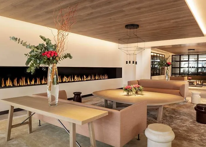 Le Grand Pavillon Chantilly 4* Avilly-Saint-Leonard